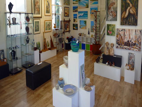 Cardwell Gallery And Gift Shop - Stays Accommodation 1