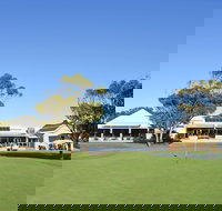 Hawks Nest Golf Club - Stayed