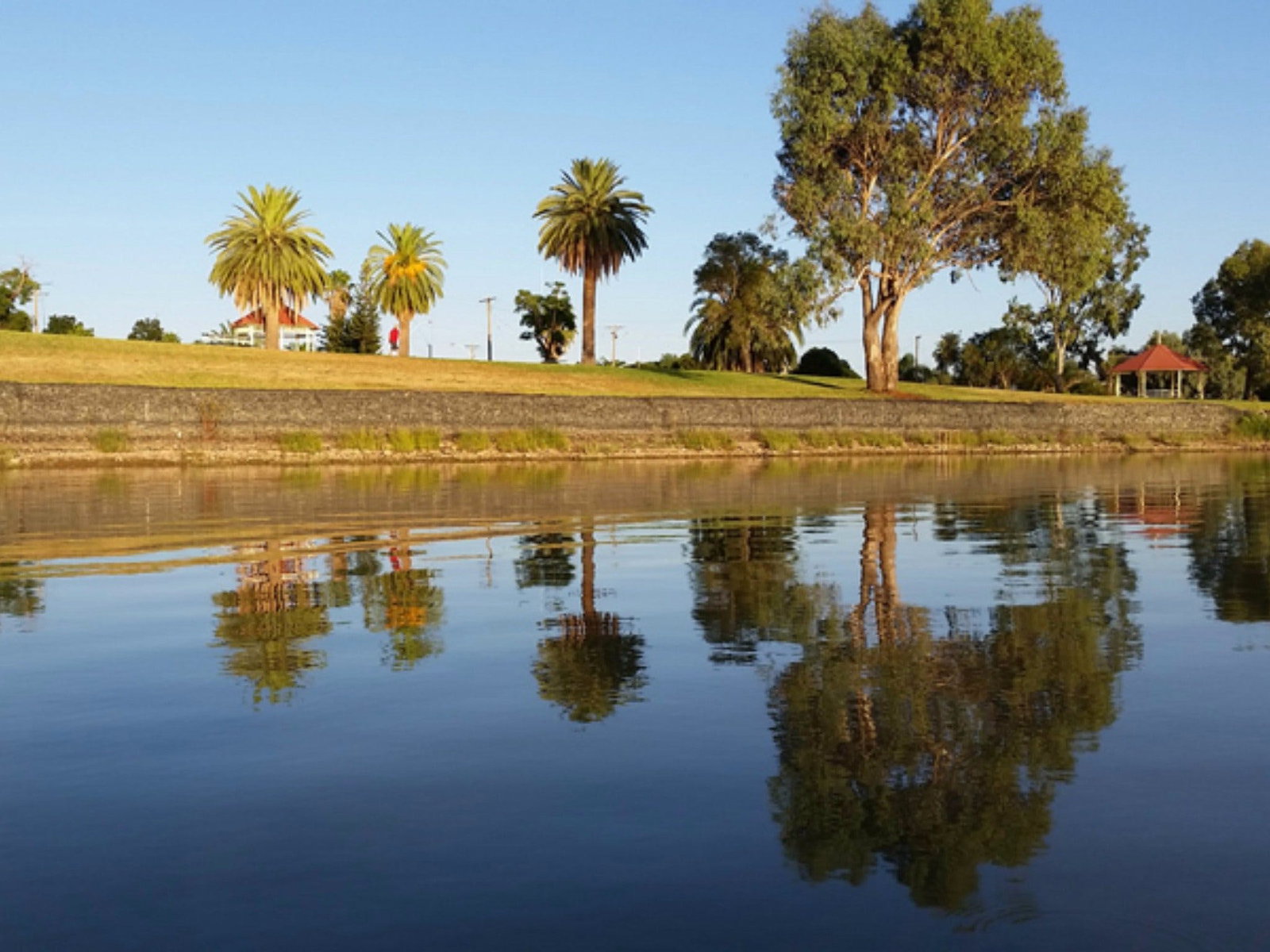 Curlew Waters NSW Stayed