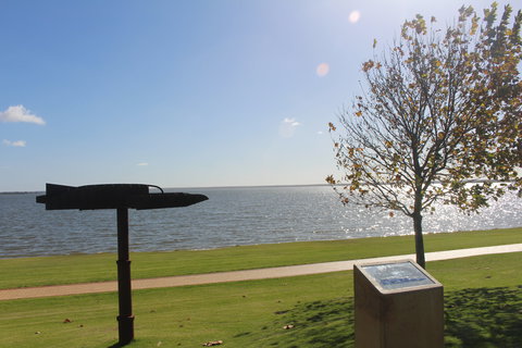 The Donald Campbell Obelisk - Stayed 0