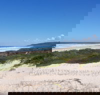 Treachery Beach - Stayed