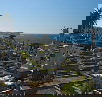 Waverley Cemetery - Stayed
