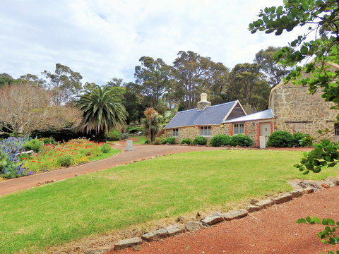 Strawberry Hill - Stayed 0