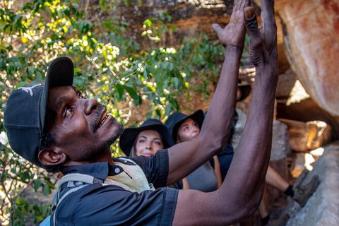 Arnhem Land Injalak Hill Full-Day Tour From Jabiru - Stayed 0