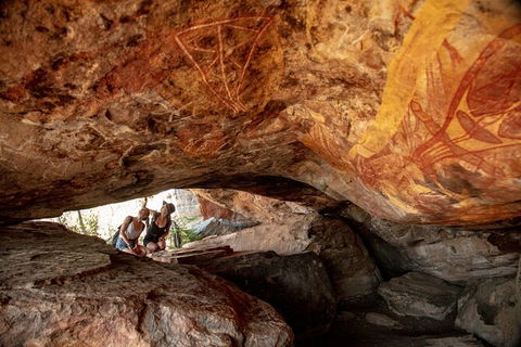 Arnhem Land Injalak Hill Full-Day Tour From Jabiru - Stayed 1