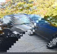 Private Transfer from Sunshine Coast Airport to Noosa 8 seater  Luggage Trailer - Stayed