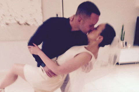 Elope In Paradise - Weddings At Mission Beach - Stays Accommodation 0