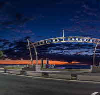 Luxury Brisbane Airport Transfers To and From Surfers Paradise for up to 7 Per - Stayed