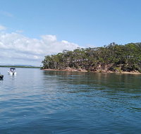 Private Full-Day Guided Tour Russell Lamb Macleay and Karragarra Islands - Stayed