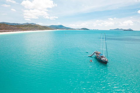 2 Night Whitsunday Islands Cruise On Atlantic Clipper From Airlie Beach - Stayed 0