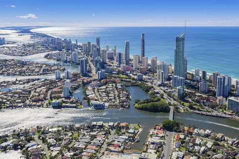Departure Private Transfers From Gold Coast City To Gold Coast Airport OOL - Stayed 3