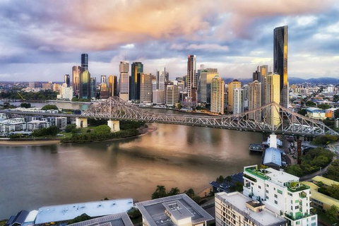 Brisbane Airport Transfers : Brisbane To Brisbane Airport BNE In Business Car - Stayed 4