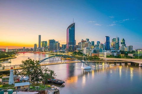 Brisbane Airport Transfers : Brisbane Airport BNE To Brisbane In Luxury Car - Stayed 5