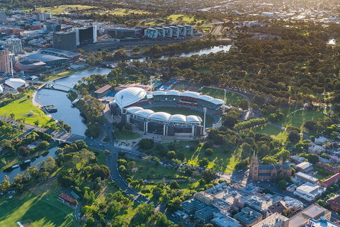 Adelaide Airport Departure Transfer In A Tesla Model3 EV - Stays Accommodation 3