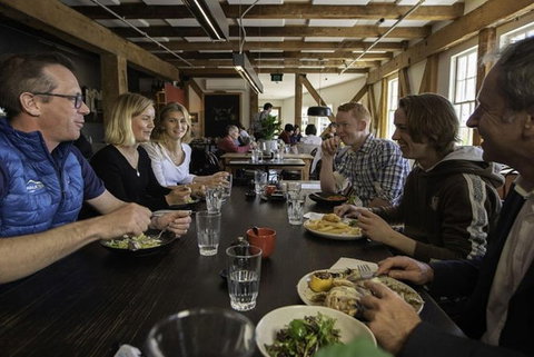 3.5 Hours Walking Guided Tour Of Launceston Highlights - Stayed 1