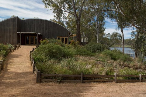 Tahbilk Winery Lunch And Wine Tasting Experience With Local Wine Ambassador - Stayed 6