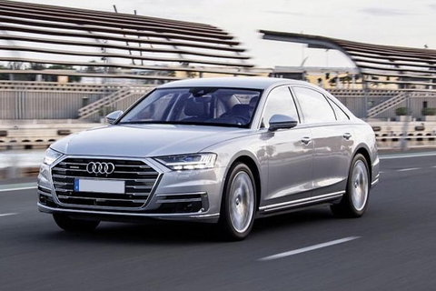 Audi A8 Chauffeur Car Melbourne Airport To CBD - Stayed 2