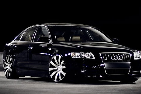 Audi A8 Chauffeur Car Melbourne Airport To CBD - Stayed 8