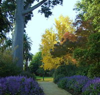 Albury Botanic Garden - Stayed