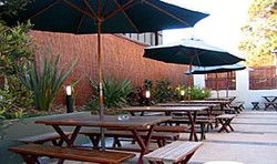 Golden Barley Hotel - Stays Accommodation 2