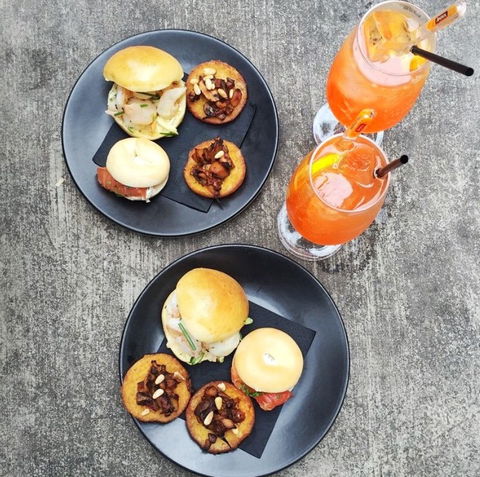 Trunk Bar & Restaurant - Stayed 6