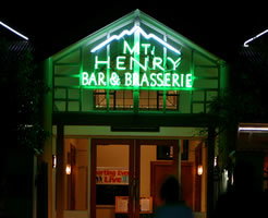 Mt Henry Tavern - Stays Accommodation 0