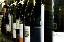 Kains Bar @ Riverview Hotel - Stays Accommodation 1