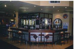 Hotel Metropole Proserpine - Stays Accommodation 1