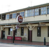 Commercial Hotel Alexandra - Stayed