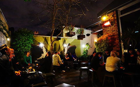 Clarences - Stays Accommodation 4