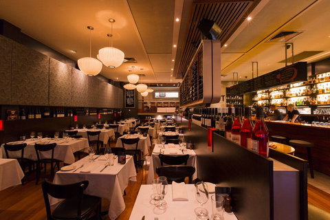 Must Winebar - Stayed 0