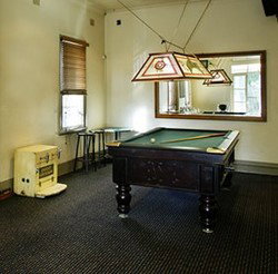 Garry Owen Hotel - Stayed 3