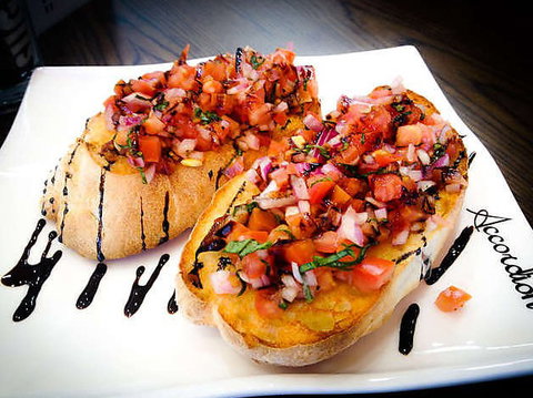 Accordion Cafe & Restaurant - Stayed 0