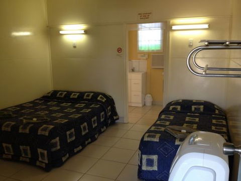 Star Hotel Motel - Stays Accommodation 6