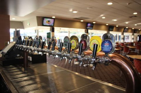 Ettalong Memorial Bowling Club - Stayed 0