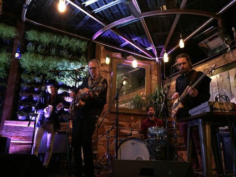 Epilogue Lounge - Stayed 1