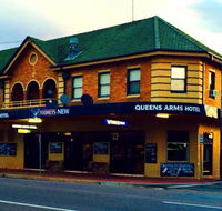 Queens Arms Hotel - Stayed