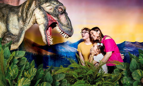 Meet The Dinosaurs At Scitech - Stayed 0