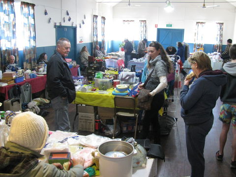 Trash And Treasure At East Kurrajong - Stayed 2
