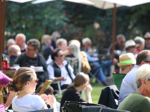 Music In The Gardens - Mitch King - Stayed 1