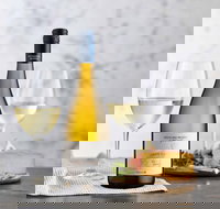 Swinging Bridge Long Lunch - Stays Accommodation