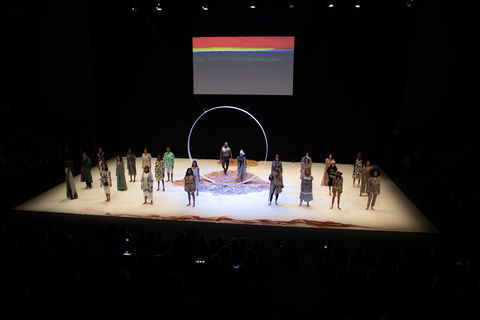 Country To Couture - Stayed 1