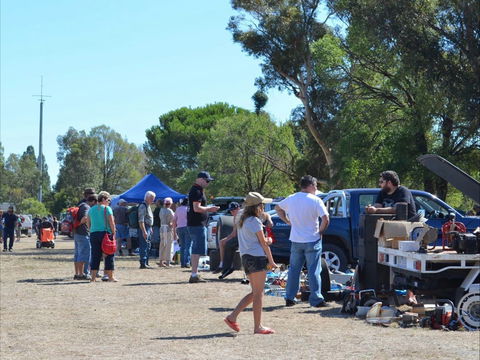 Jindera Community Garage Sale - Stayed 0