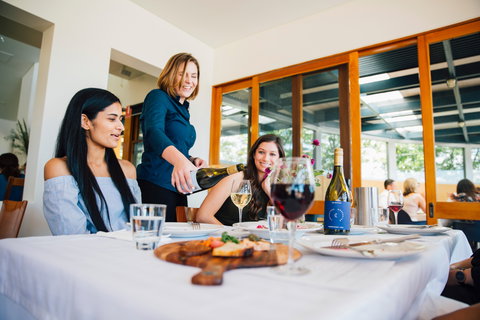 New Years Day -  Dine In The Vines With Music At Contentious Character - Stayed 1