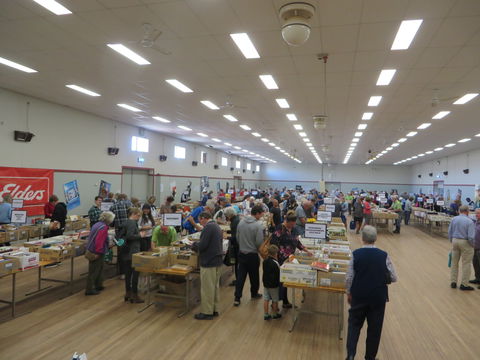 Rotary Club Of Wagga Wagga - Book Fair - Stayed 1