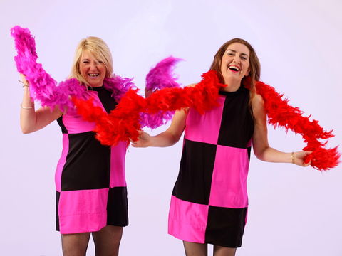 Swinging 60's Show  The Retro Girls - Stayed 0