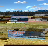 Tathra Cup Hawaiian Themed Fashions on the Field - Stayed