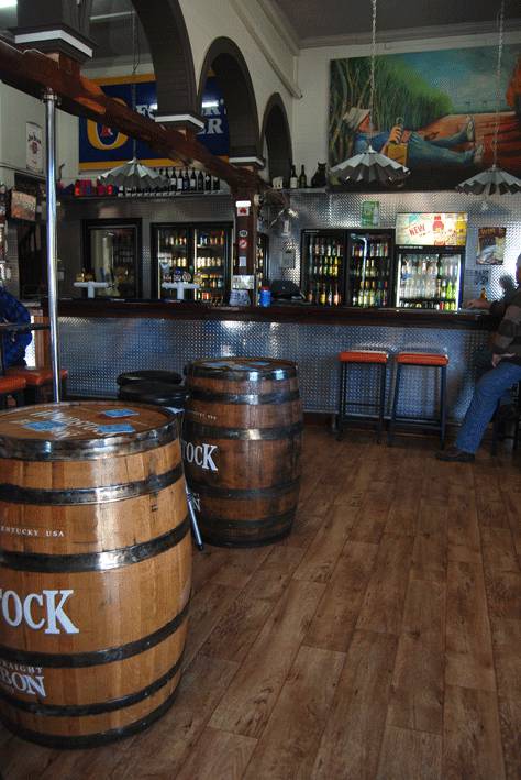 Four Iron Restaurant - Stays Accommodation 2