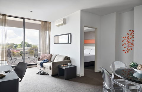 Melbourne Dandenong Central Apartment - Stayed 5