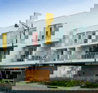 Mawson Lakes Hotel  Function Centre - Stayed